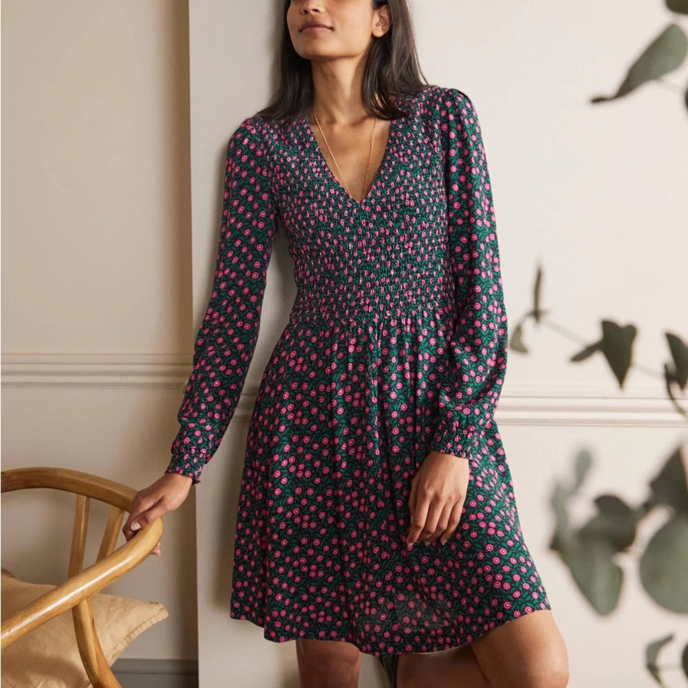 NWT Boden Long Sleeve V-Neck Floral Dress smocked